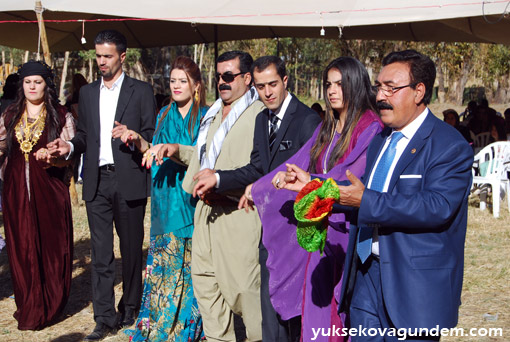 Karataş Ailesinin Mutlu Günü 82