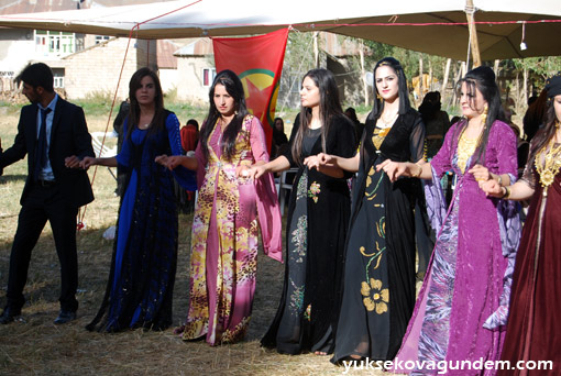 Karataş Ailesinin Mutlu Günü 83