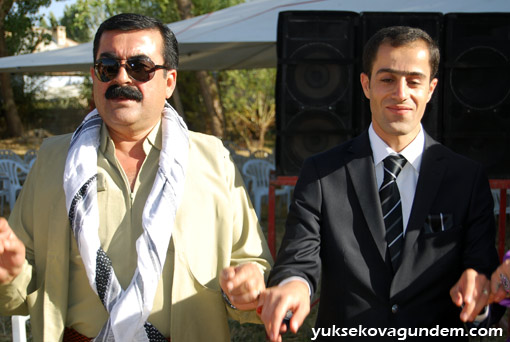 Karataş Ailesinin Mutlu Günü 84