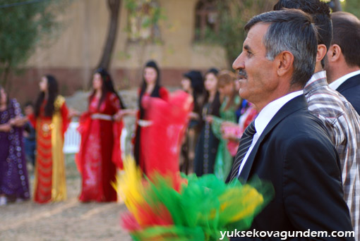 Karataş Ailesinin Mutlu Günü 90