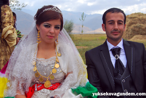 Yüksekova'da Çifte Düğün 10