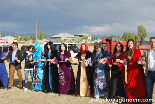 Yüksekova Düğünleri (05-06) Ekim 2013 46