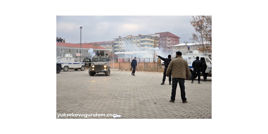 Yüksekova'da Öğrenci Öğretmen Gerginliği