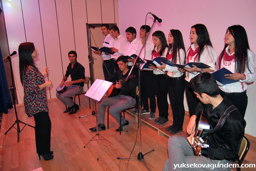 Yüksekova Lisesi Öğretmenler Gününü Kutladı 12