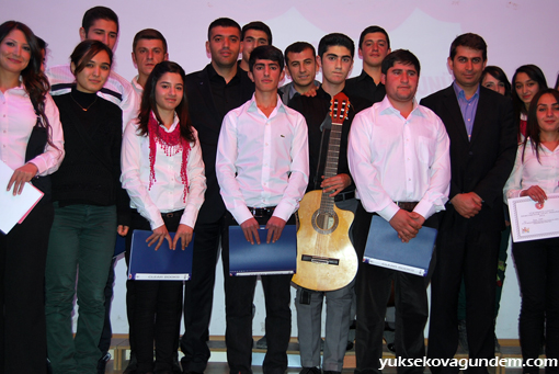 Yüksekova Lisesi Öğretmenler Gününü Kutladı 22