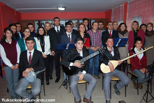 Tüm Müzik Aletlerini Bağışladı 15