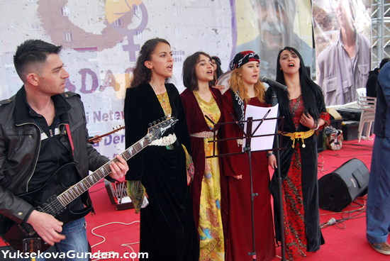 Kadınlar Günü Erken Kutlandı 51