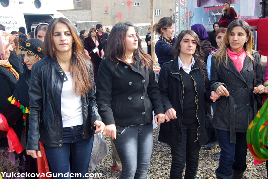 Kadınlar Günü Erken Kutlandı 54