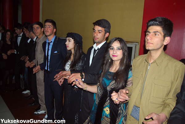 Yüksekova Lisesi'nin Moral Gecesi 59