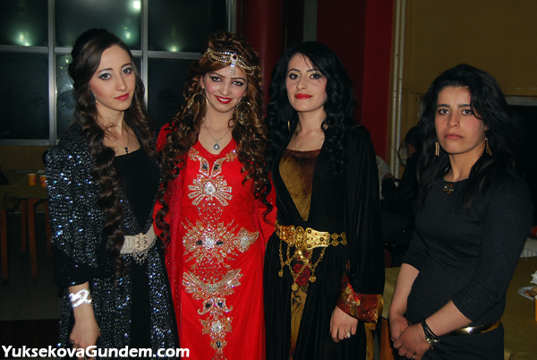 Yüksekova Lisesi'nin Moral Gecesi 90