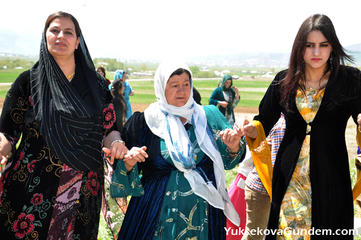 Yüksekova Düğünleri (03-04) Mayıs 2014 154