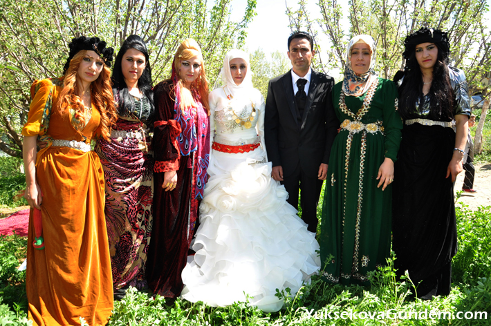 Yüksekova Düğünleri (03-04) Mayıs 2014 17