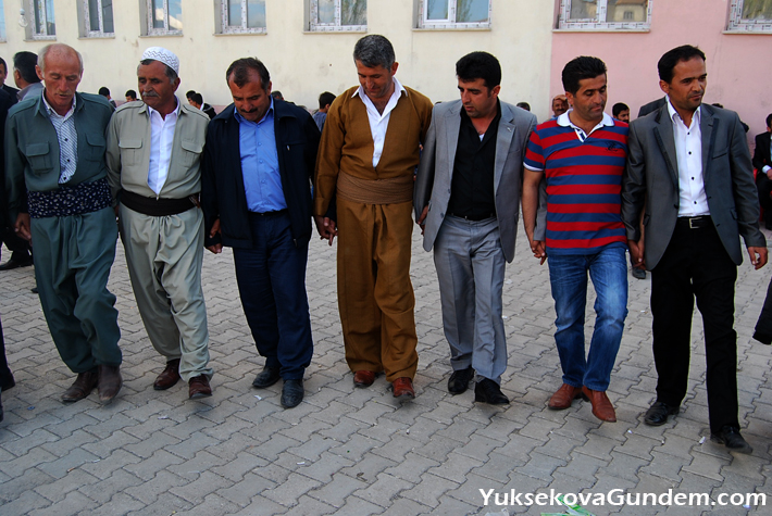 Yüksekova Düğünleri (03-04) Mayıs 2014 172