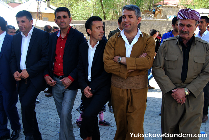 Yüksekova Düğünleri (03-04) Mayıs 2014 178