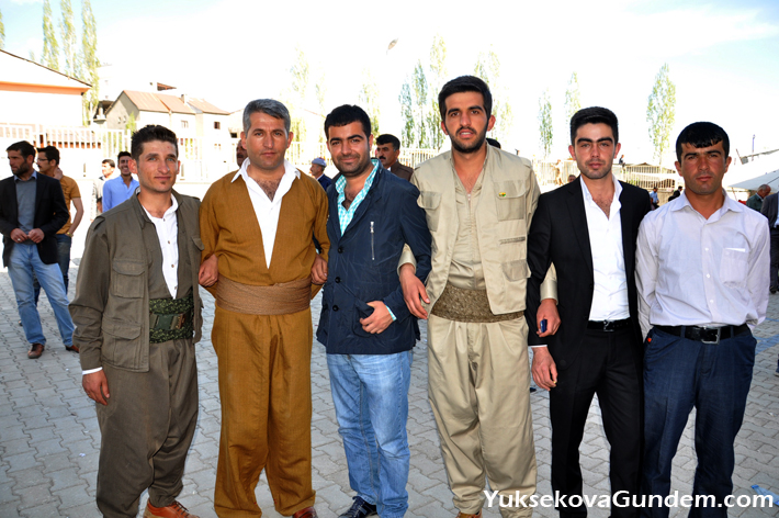 Yüksekova Düğünleri (03-04) Mayıs 2014 54