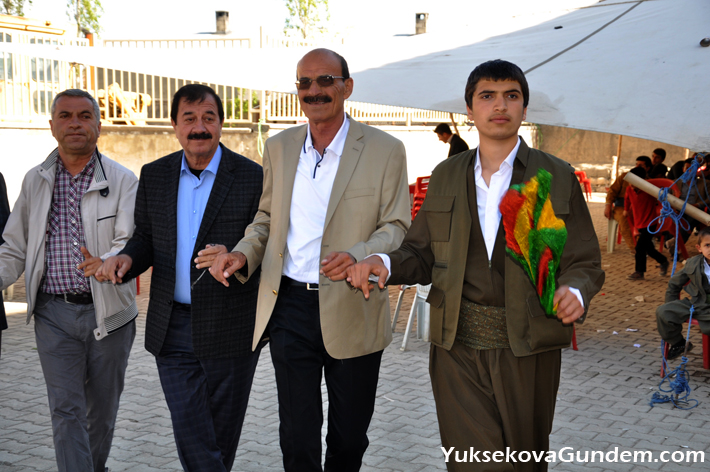 Yüksekova Düğünleri (03-04) Mayıs 2014 58