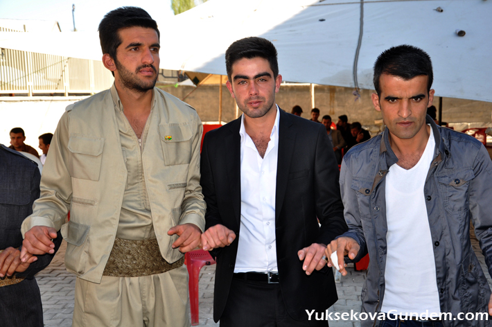 Yüksekova Düğünleri (03-04) Mayıs 2014 59