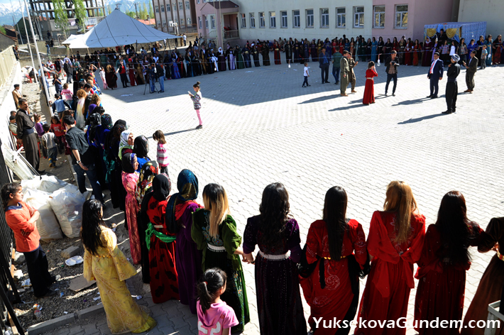 Yüksekova Düğünleri (03-04) Mayıs 2014 78