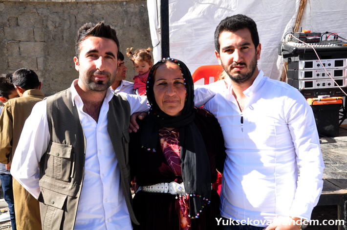 Yüksekova Düğünleri (03-04) Mayıs 2014 81