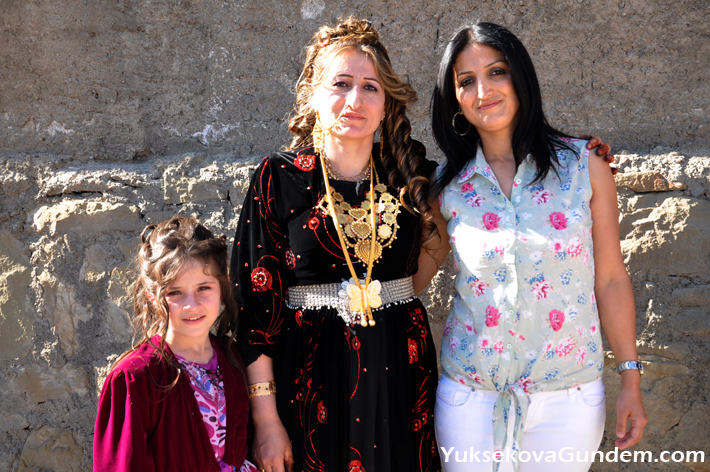 Yüksekova Düğünleri (03-04) Mayıs 2014 84
