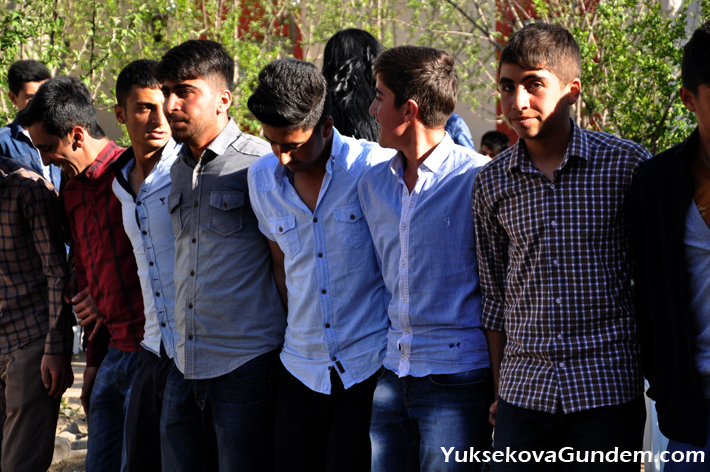Yüksekova Düğünleri (03-04) Mayıs 2014 92