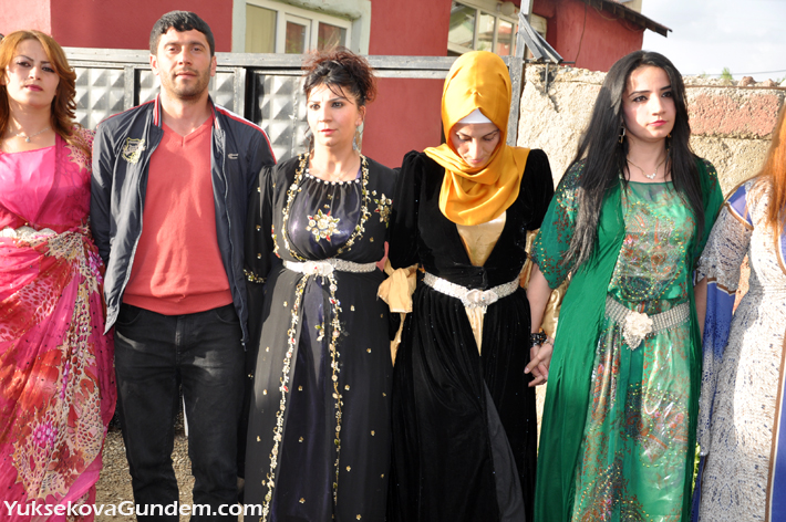 Yüksekova Düğünleri (10-11) Mayıs 2014 13