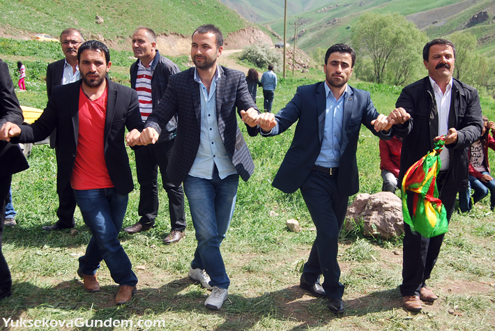 Yüksekova Düğünleri (10-11) Mayıs 2014 131