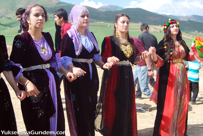Yüksekova Düğünleri (10-11) Mayıs 2014 139