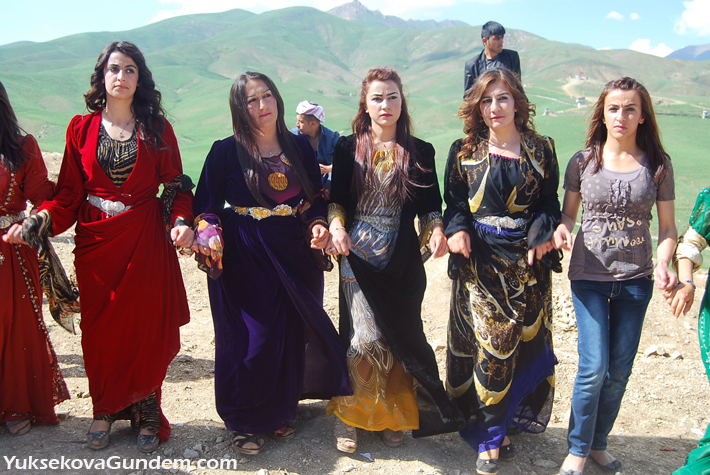 Yüksekova Düğünleri (10-11) Mayıs 2014 150