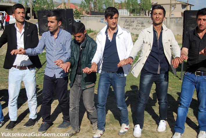 Yüksekova Düğünleri (10-11) Mayıs 2014 155