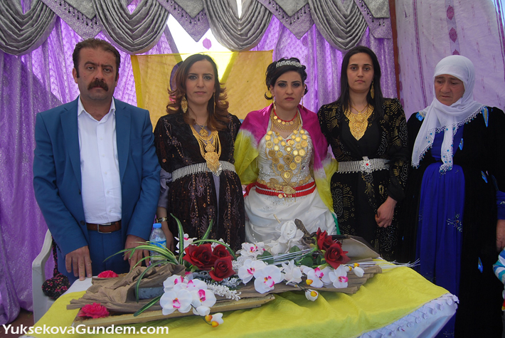 Yüksekova Düğünleri (10-11) Mayıs 2014 160