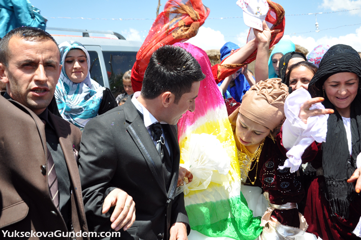 Yüksekova Düğünleri (10-11) Mayıs 2014 24