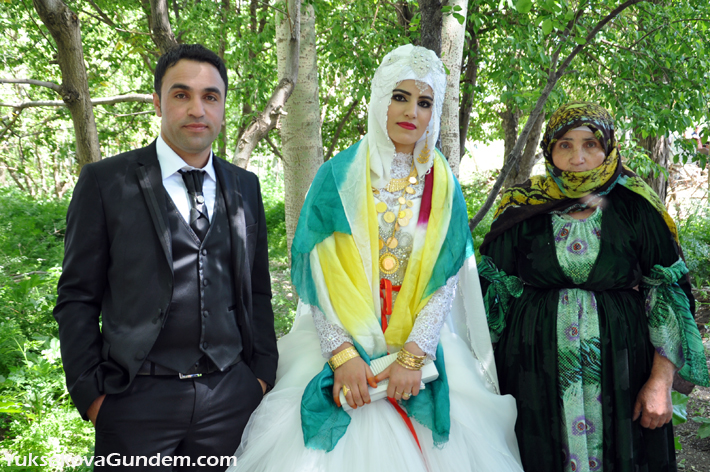 Yüksekova Düğünleri (10-11) Mayıs 2014 32