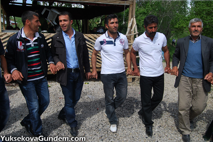 Yüksekova Düğünleri (17-18) Mayıs 2014 146