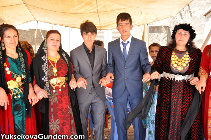Yüksekova Düğünleri (17-18) Mayıs 2014 30