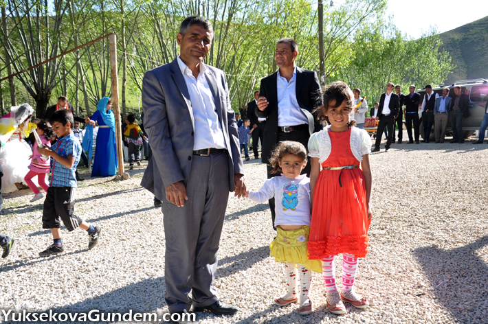 Yüksekova Düğünleri (24-25) Mayıs 2014 200