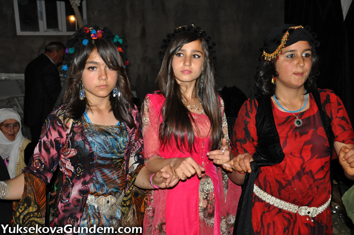 Yüksekova Düğünleri (24-25) Mayıs 2014 241