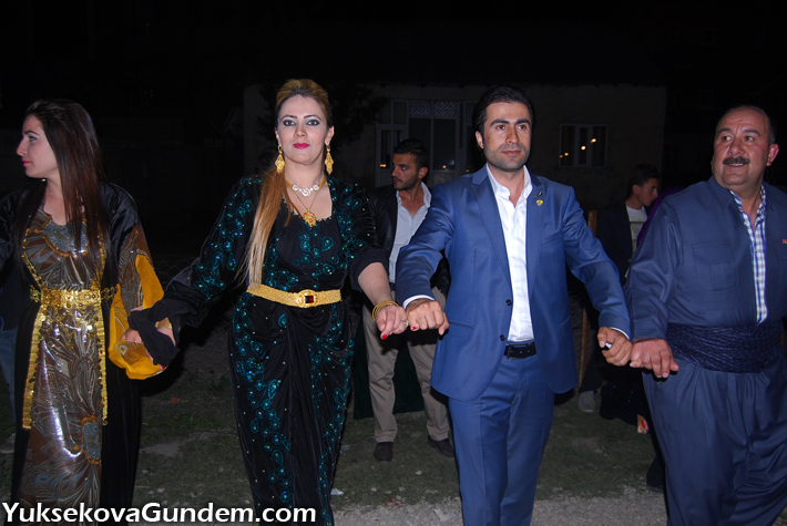 Danış Ailesinin Mutlu Günü 24