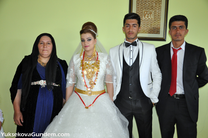 Yüksekova Düğünleri (07-08) Haziran 2014 78