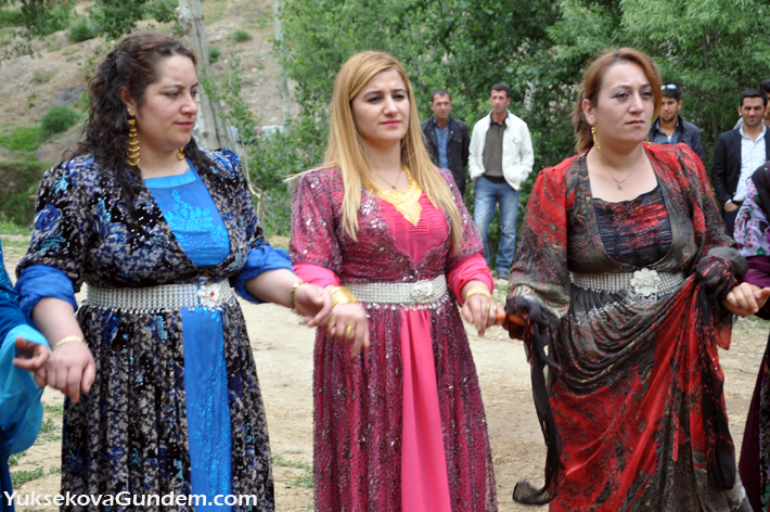 Kırmızıtaş Ailesinin Mutlu Günü 26
