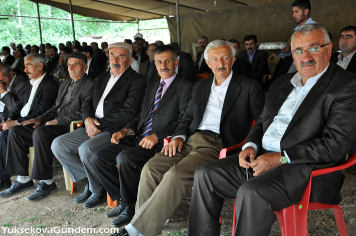 Kırmızıtaş Ailesinin Mutlu Günü 9