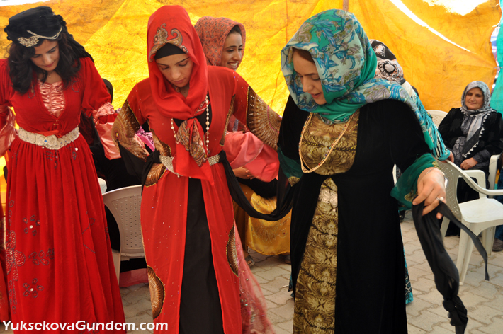 Yüksekova Düğünleri (14-15) Haziran 2014 50