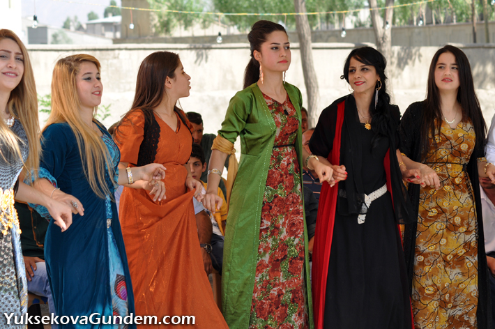 Yüksekova Düğünleri (02-03) Ağustos 2014 101