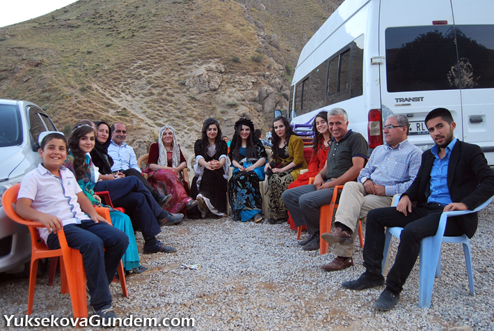 Yüksekova Düğünleri (02-03) Ağustos 2014 56