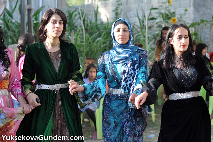 Yüksekova Düğünleri (02-03) Ağustos 2014 76