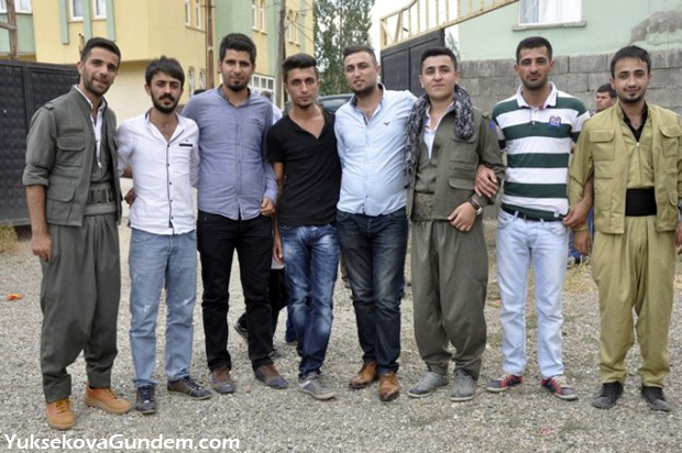 Yiğit Ailesinin Mutlu Günü 13