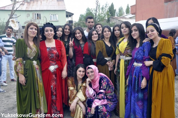 Yiğit Ailesinin Mutlu Günü 17