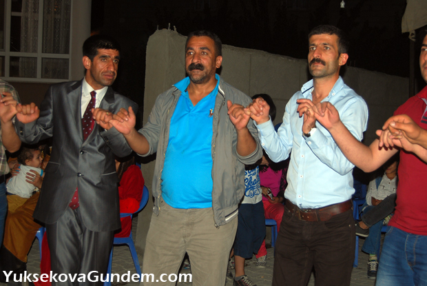 Yiğit Ailesinin Mutlu Günü 50