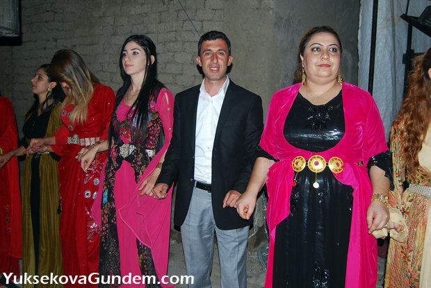 Yiğit Ailesinin Mutlu Günü 71