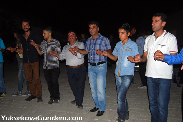 Yiğit Ailesinin Mutlu Günü 74